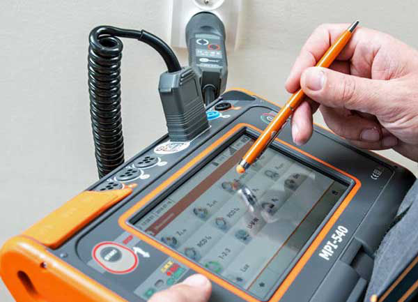 Don🗲Vill - Érintésvédelem